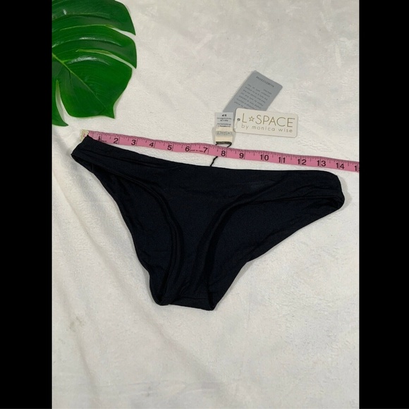 NWT $70 L Space Sensual Sandy Classic Bikini Bottoms in Black [SZ‎ Small ] - Picture 2 of 8